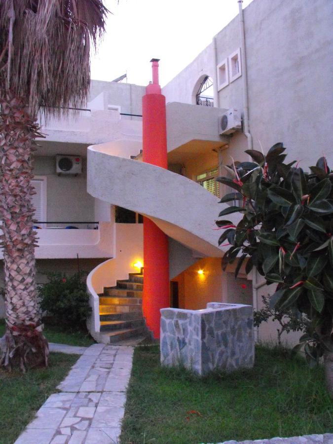 Ermioni Hotel Paralia Kourna Eksteriør billede